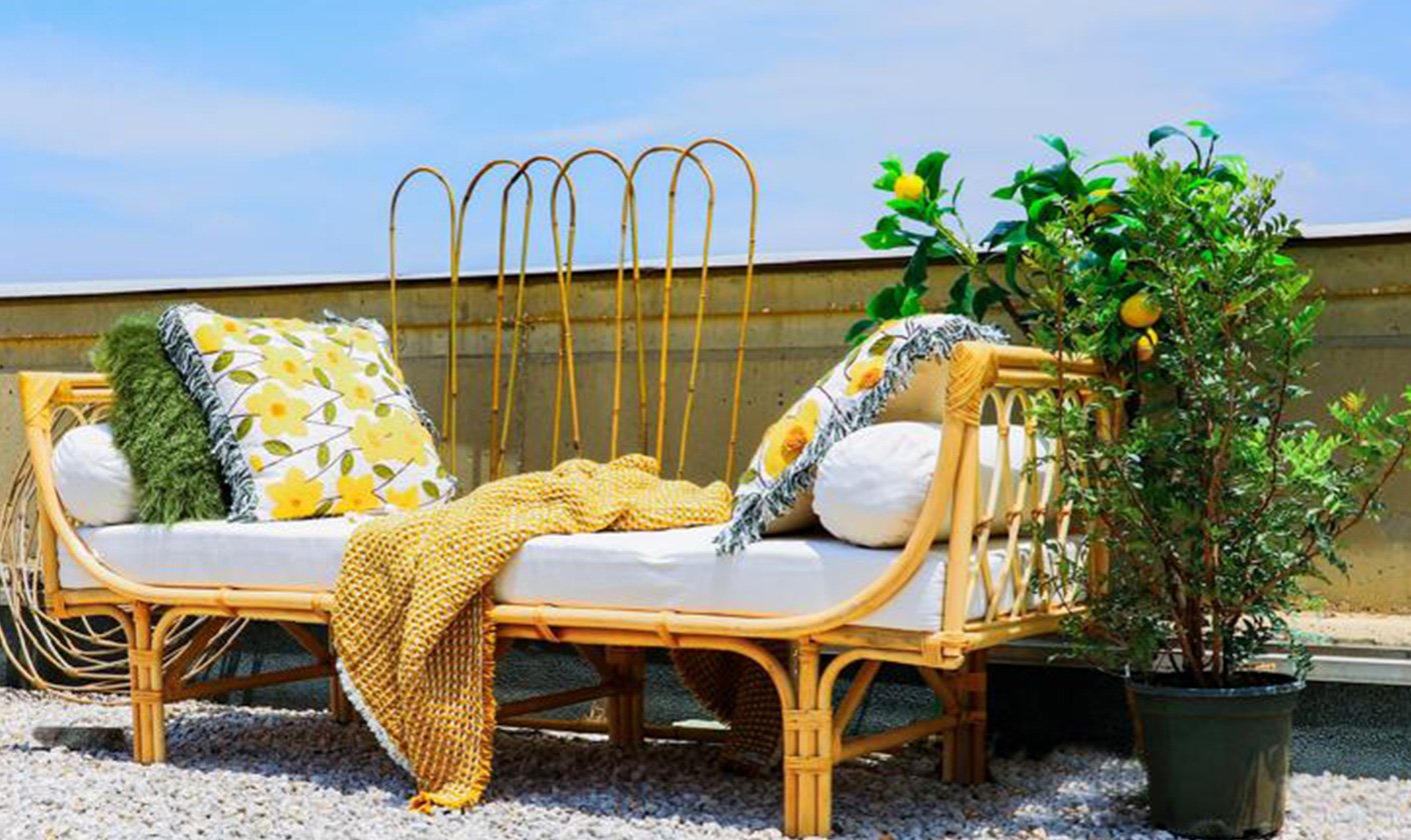 DAYBED